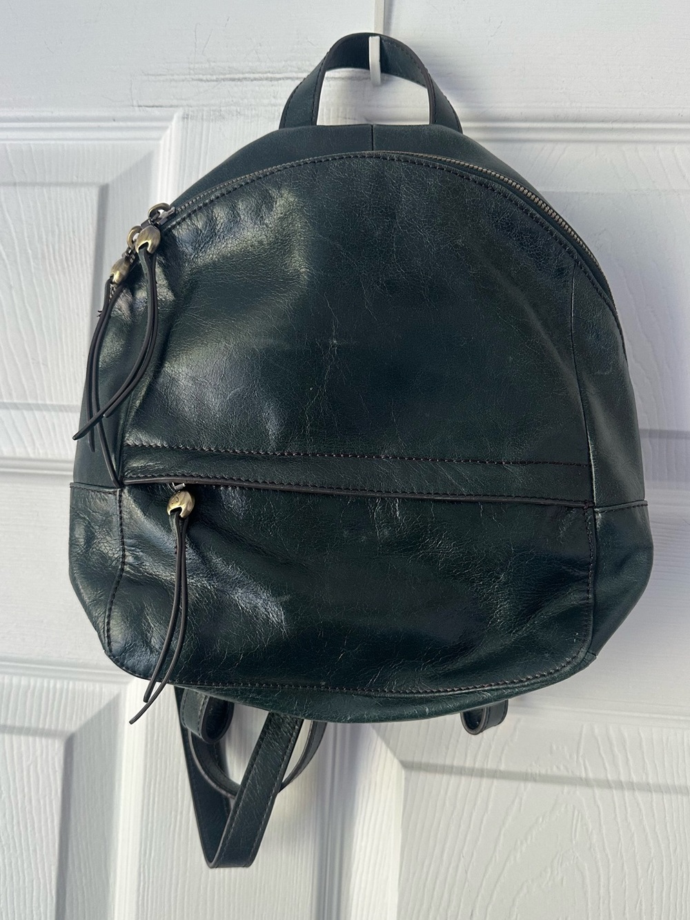 hobo bag mini backpack green EUC